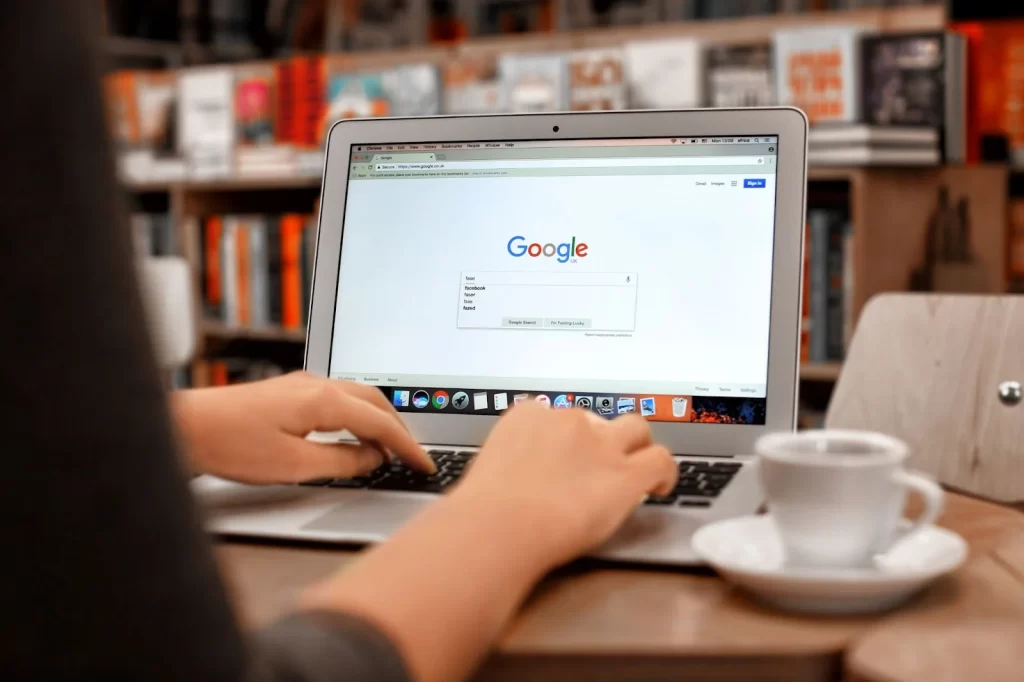Пройти окрему сертифікацію Google